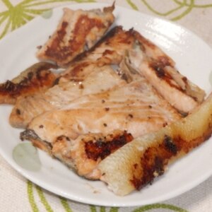 鮭ハラスのネギニンニク焼き